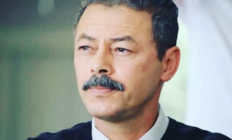 أمين الناجي يضع نفسه في مأزق الانتقادات بسبب إهماله لابنه الأكبر
