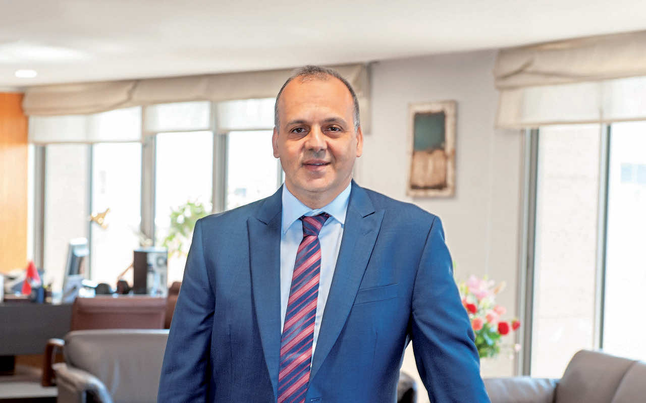 المدير العام للجمارك كاتبا عاما لوزارة المالية بينما يخلفه في منصبه مدير أملاك الدولة