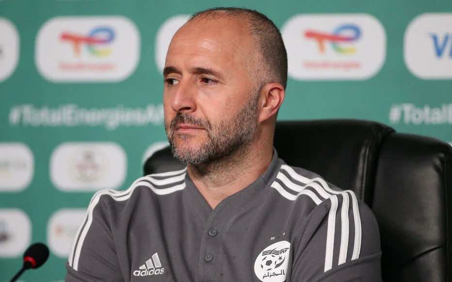 مدرب المنتخب الجزائري يشيد بخطة الركراكي في المونديال