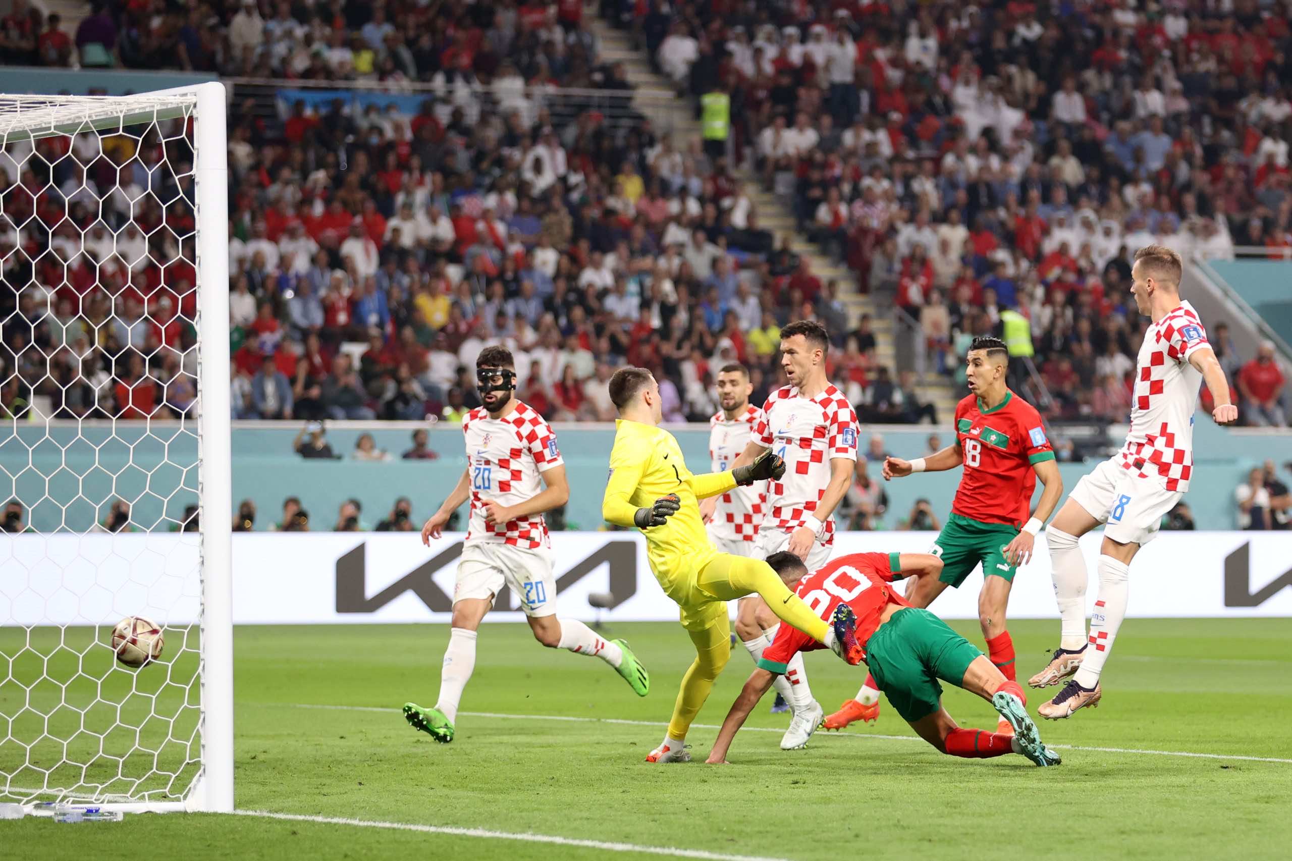 مونديال 2022: المنتخب المغربي ينهي الشوط الأول من مباراته أمام كرواتيا منهزما بهدفين لهدف