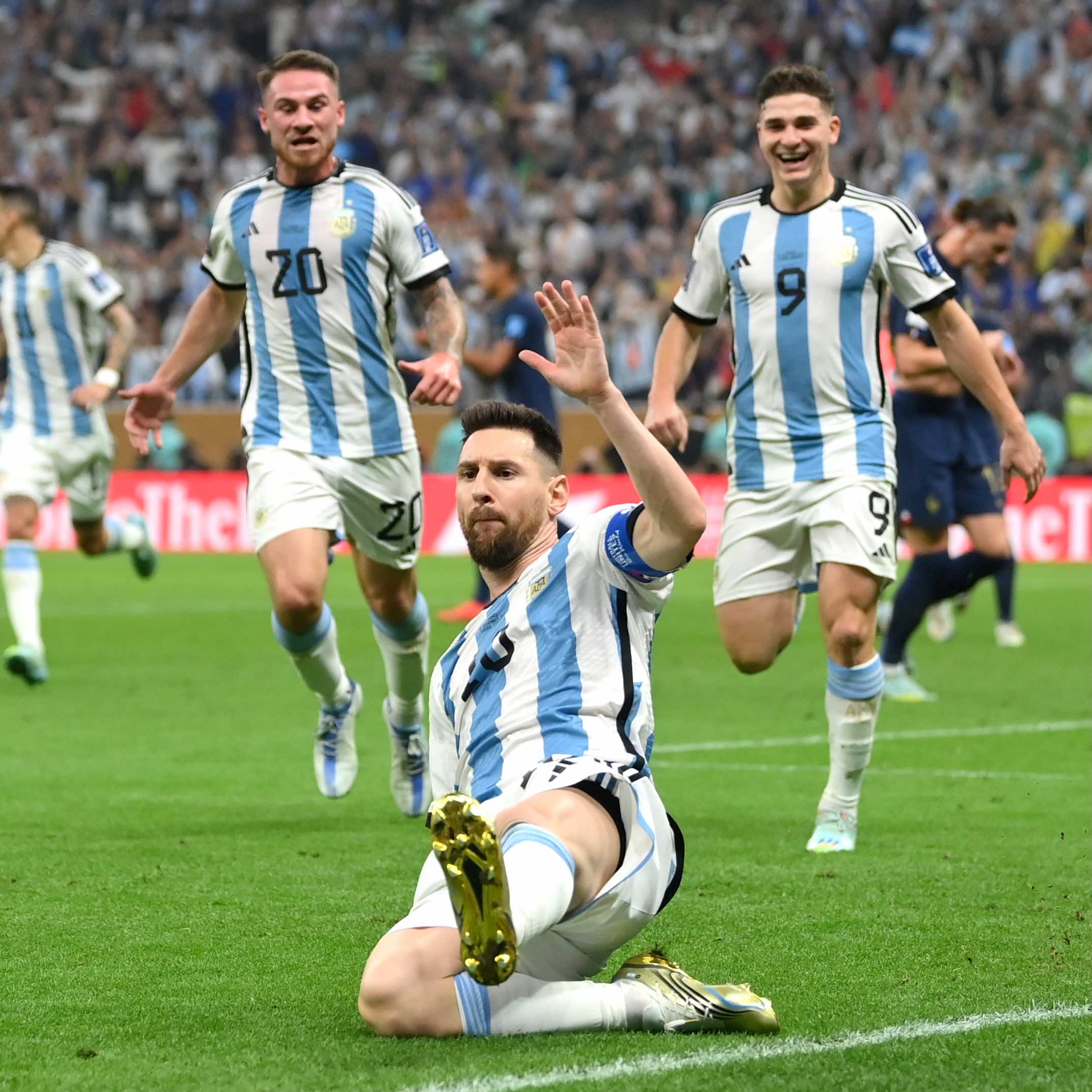 الأرجنتين تفوز بكأس العالم وميسي يتوج مساره بأغلى لقب بعد هزم فرنسا