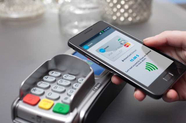 الدفع عبر الهاتف النقال بالمغرب.. تقرير يسجل ارتفاع المبلغ الإجمالي لخدمة "M-Wallets" بنسبة 158%