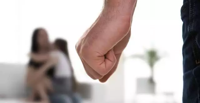 أزيد من 200 ألف ضحية للعنف الأسري في فرنسا السنة الماضية