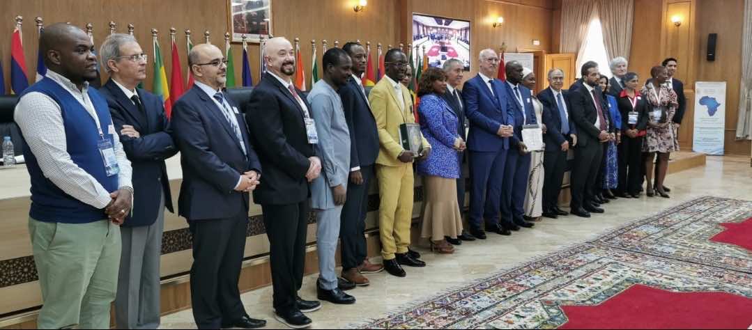 منتدى الجمعيات الإفريقية للذكاء الاقتصادي ينعقد بالداخلة