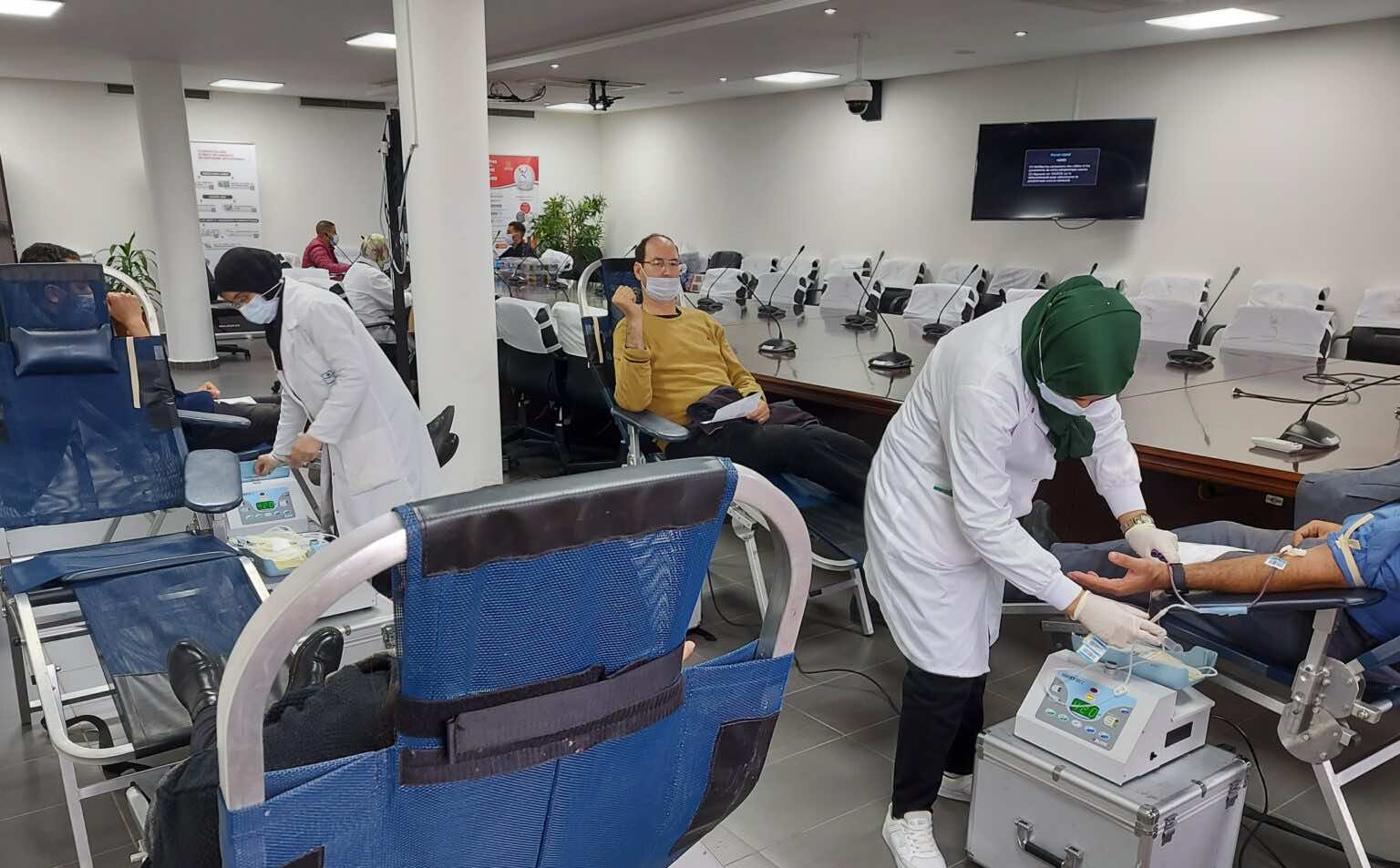 الحكومة تنشئ "الوكالة المغربية للدم ومشتقاته" بديلا عن مراكز تحاقن الدم