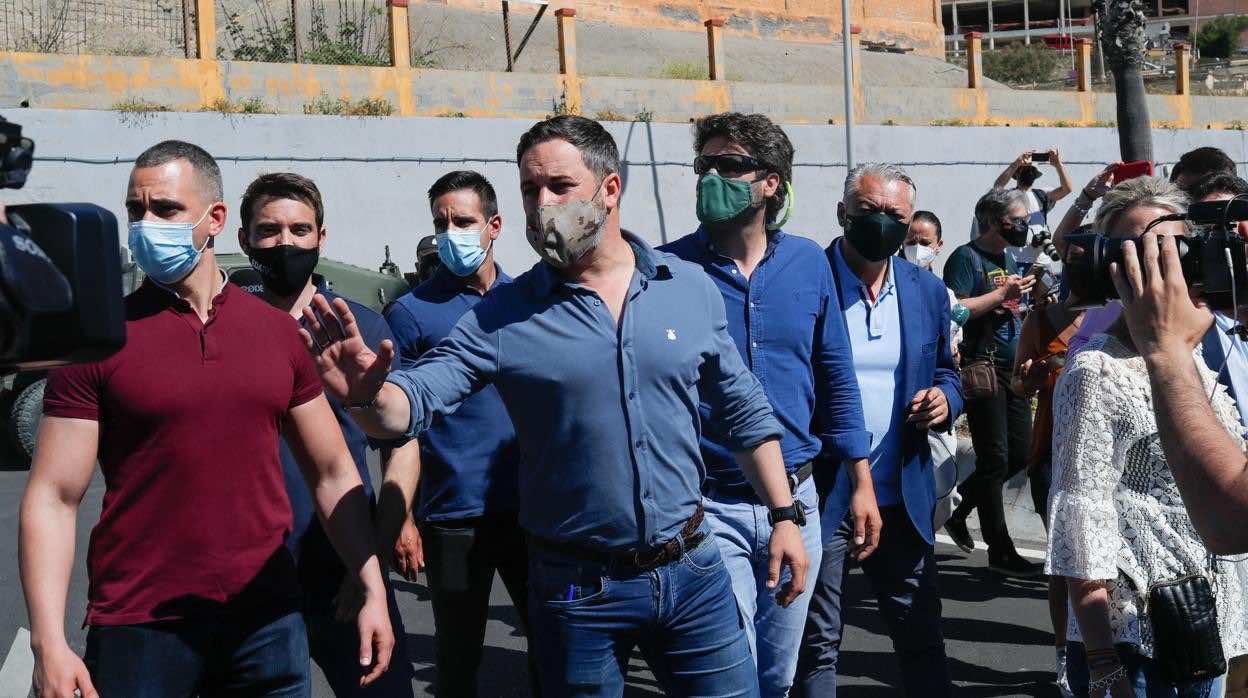 رفض مقترح لحزب "فوكس" المتطرف يطالب المغرب بالاعتراف بسيادة مدريد على سبتة ومليلية