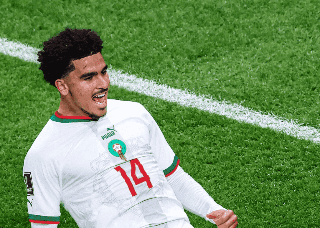نادي "تولوز" الفرنسي يدين اتهام لاعبه المغربي زكرياء أبو خلال بـ"التطرف"