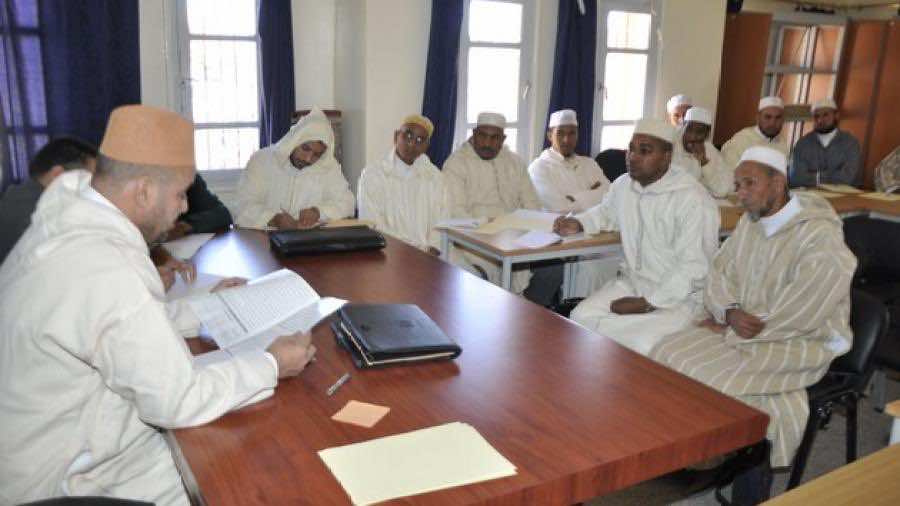 تجهيز حوالي 1500 مركز لوزارة الأوقاف بأجهزة التلفاز لتكوين أئمة جدد في سياق خطة ميثاق العلماء