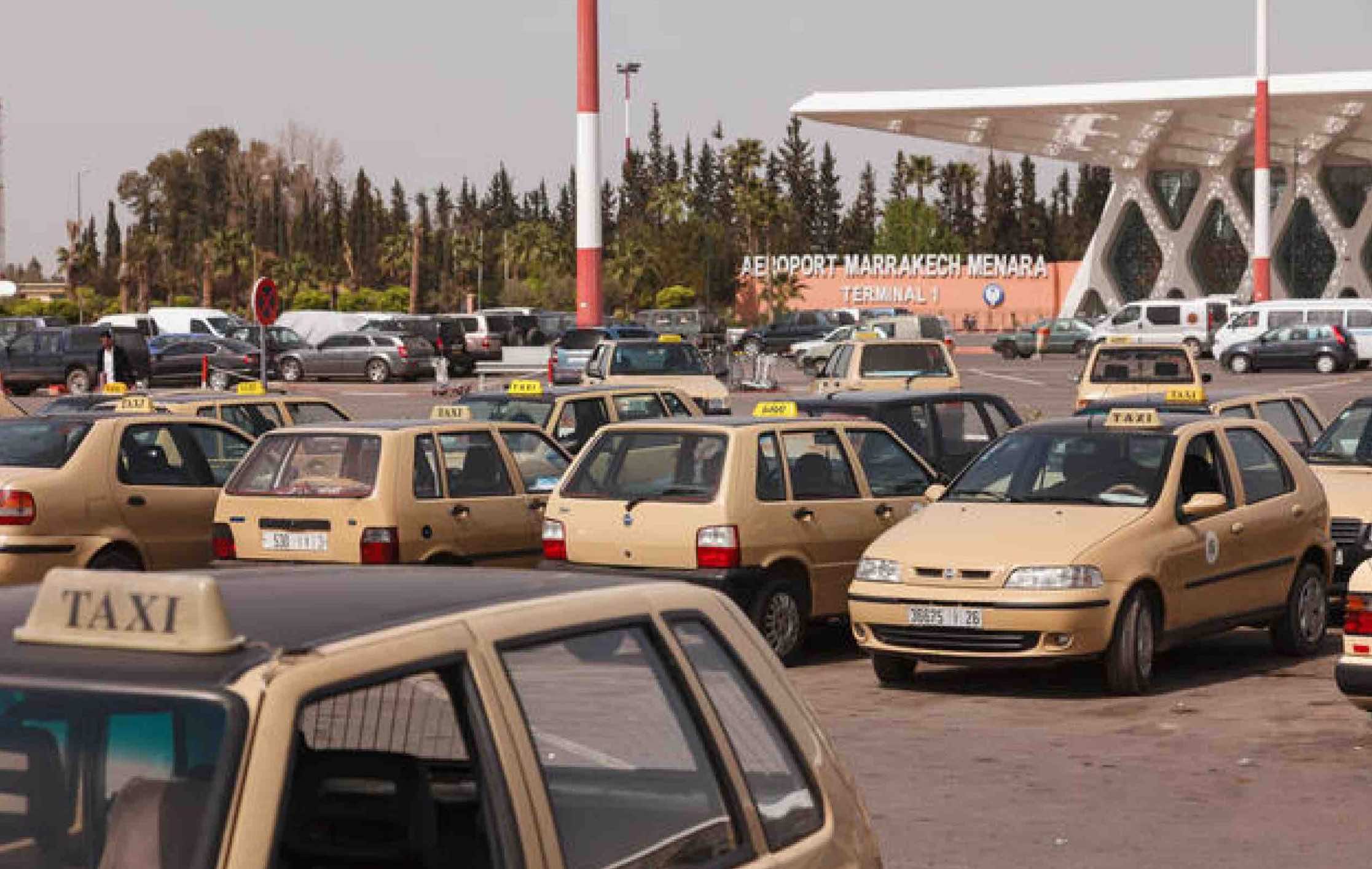 إيقاف امتحان رخصة الثقة بمراكش بعد إصدار 28 ألف منها لسياقة 3600 طاكسي