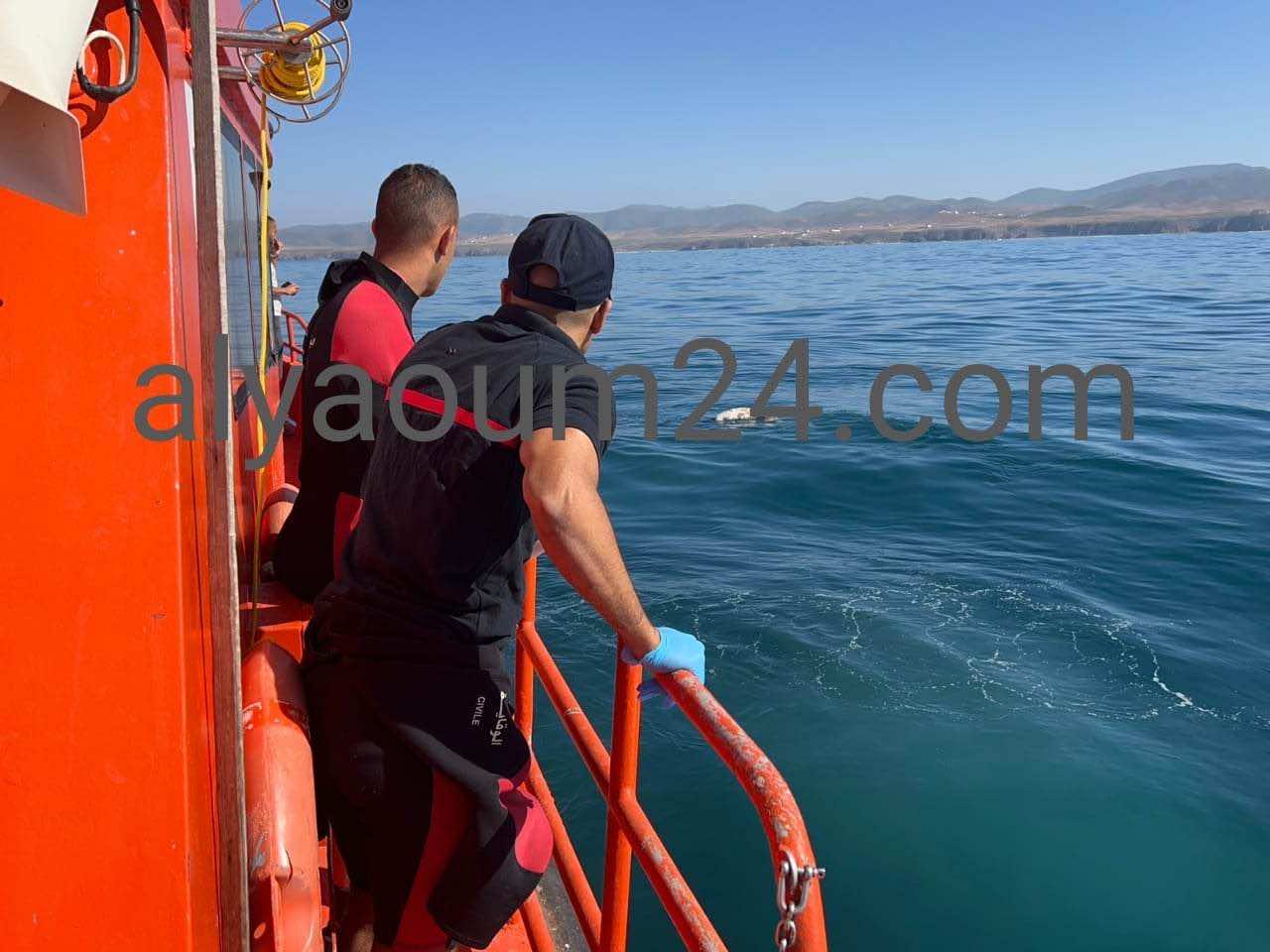 العثور على جثة بسواحل مير اللفت يشتبه أن تكون لأحد ضحايا قارب الهجرة السرية
