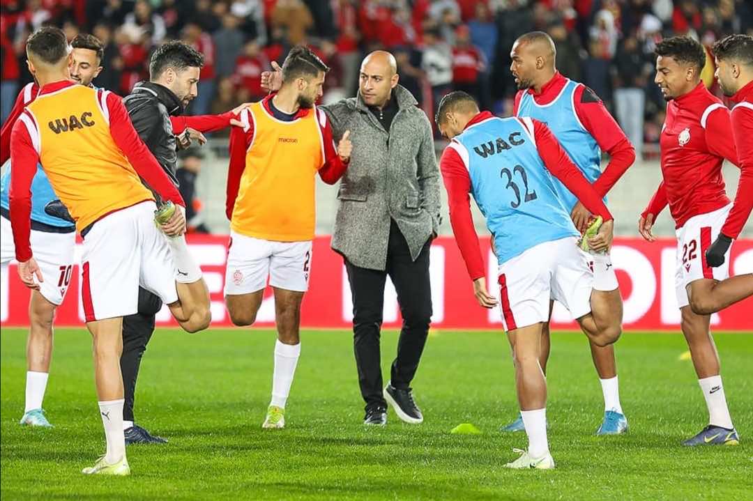 النفطي مدرب الوداد البيضاوي يخوض ما قد تكون مباراته الأخيرة في البطولة  
