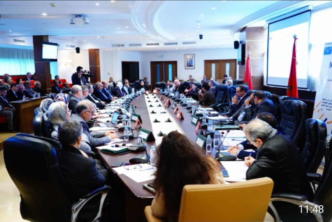 من العياء الديمقراطي إلى الديمقراطية التشاركية  