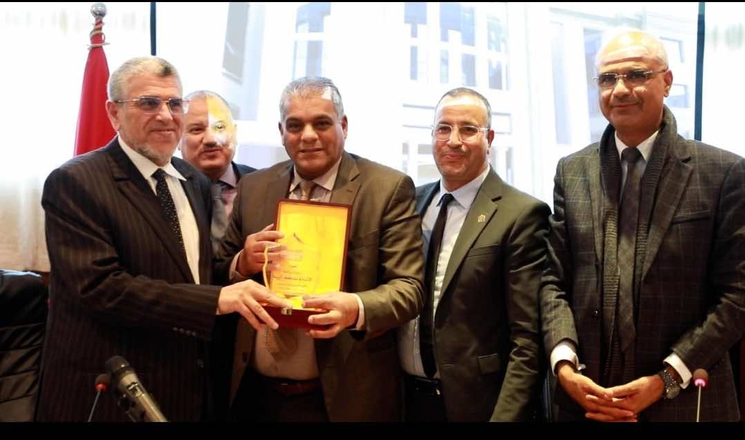 تكريم مصطفى الرميد بمجلس المستشارين من طرف برلمانيين مبعدين من العدالة والتنمية