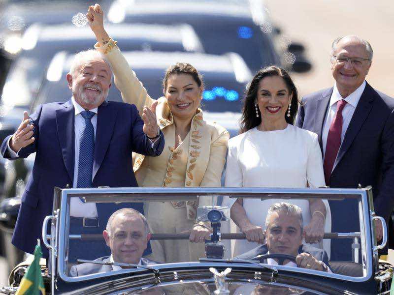 تنصيب لولا رئيسا للبرازيل للمرة الثالث