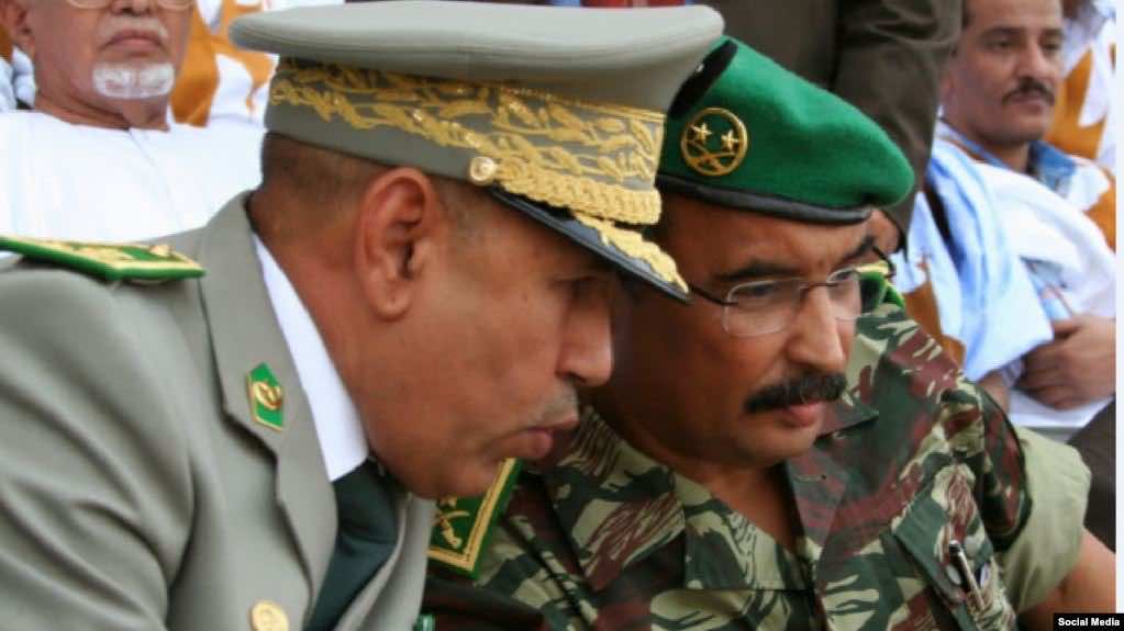 الأمن الموريتاني يمنع الرئيس السابق ولد عبد العزيز من السفر إلى الخارج بسبب "تهم فساد"