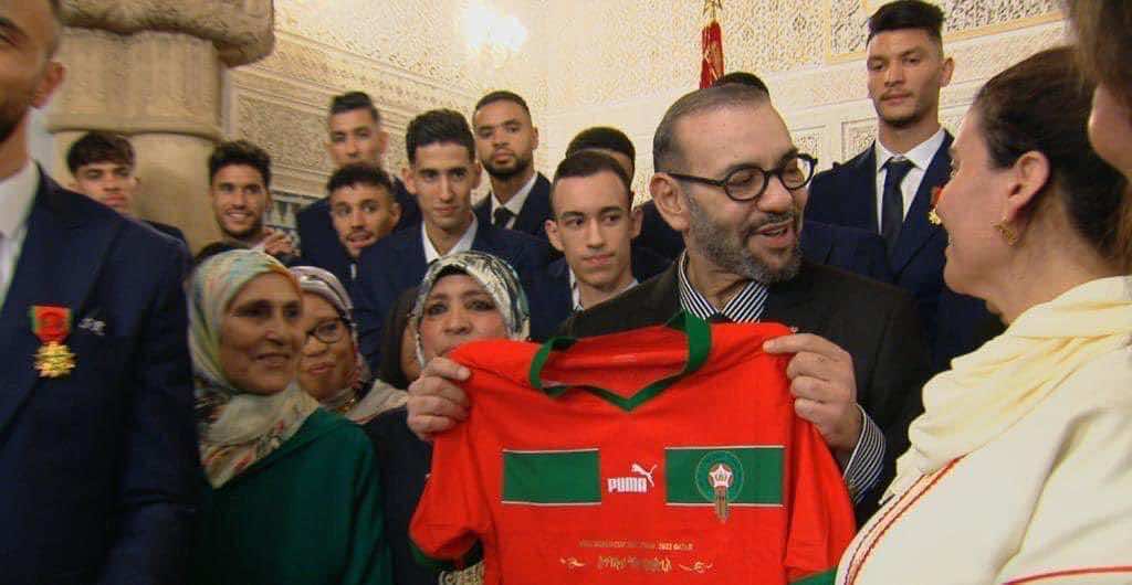 "كاف" يكرم الملك محمد السادس بجائزة "التميز الرياضي لعام 2022" في رواندا