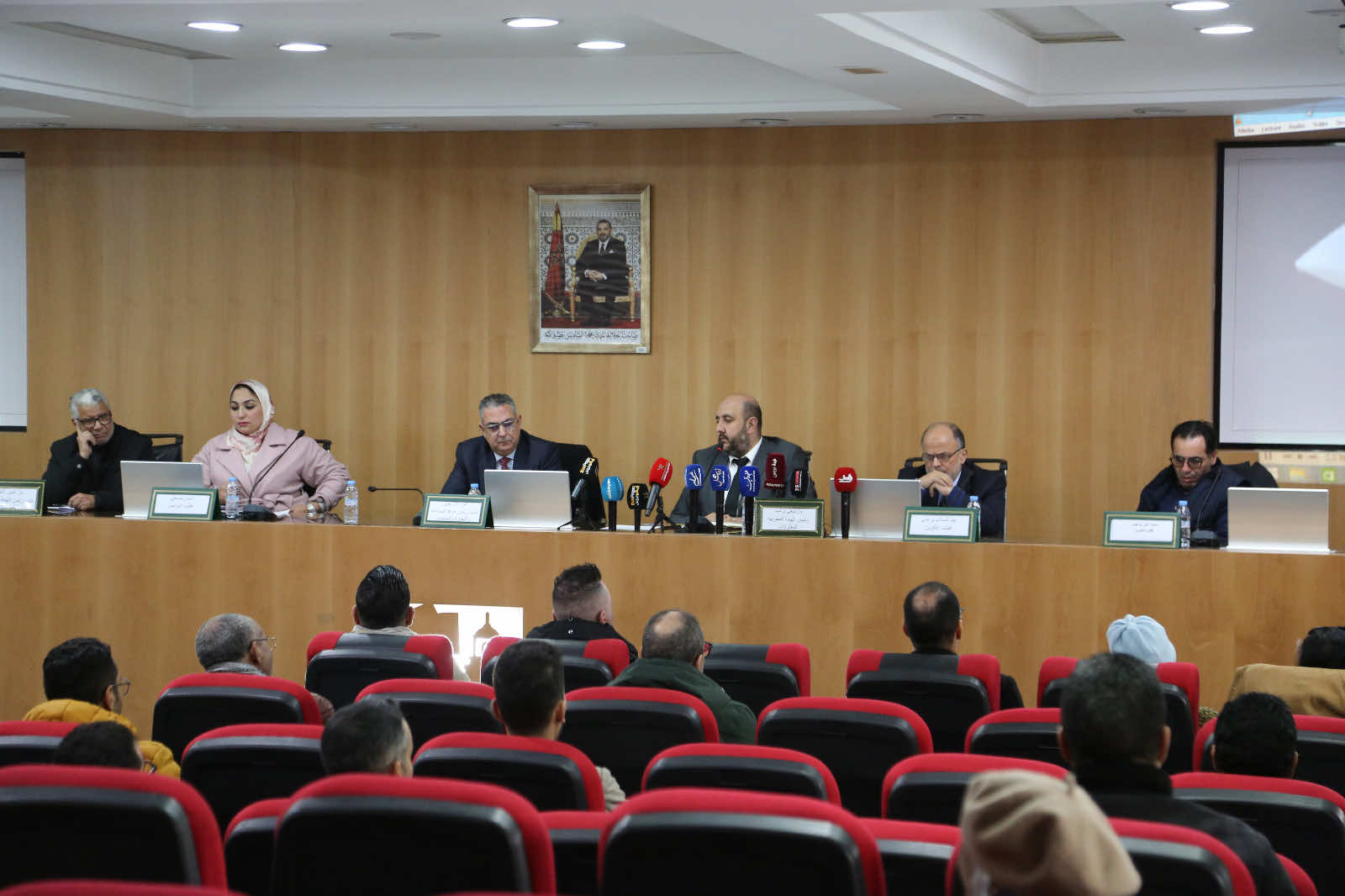 طنجة تحتضن الملتقى الأول للأعمال نهاية شهر فبراير الجاري بحضور إسبانيا ضيف شرف (فيديو)