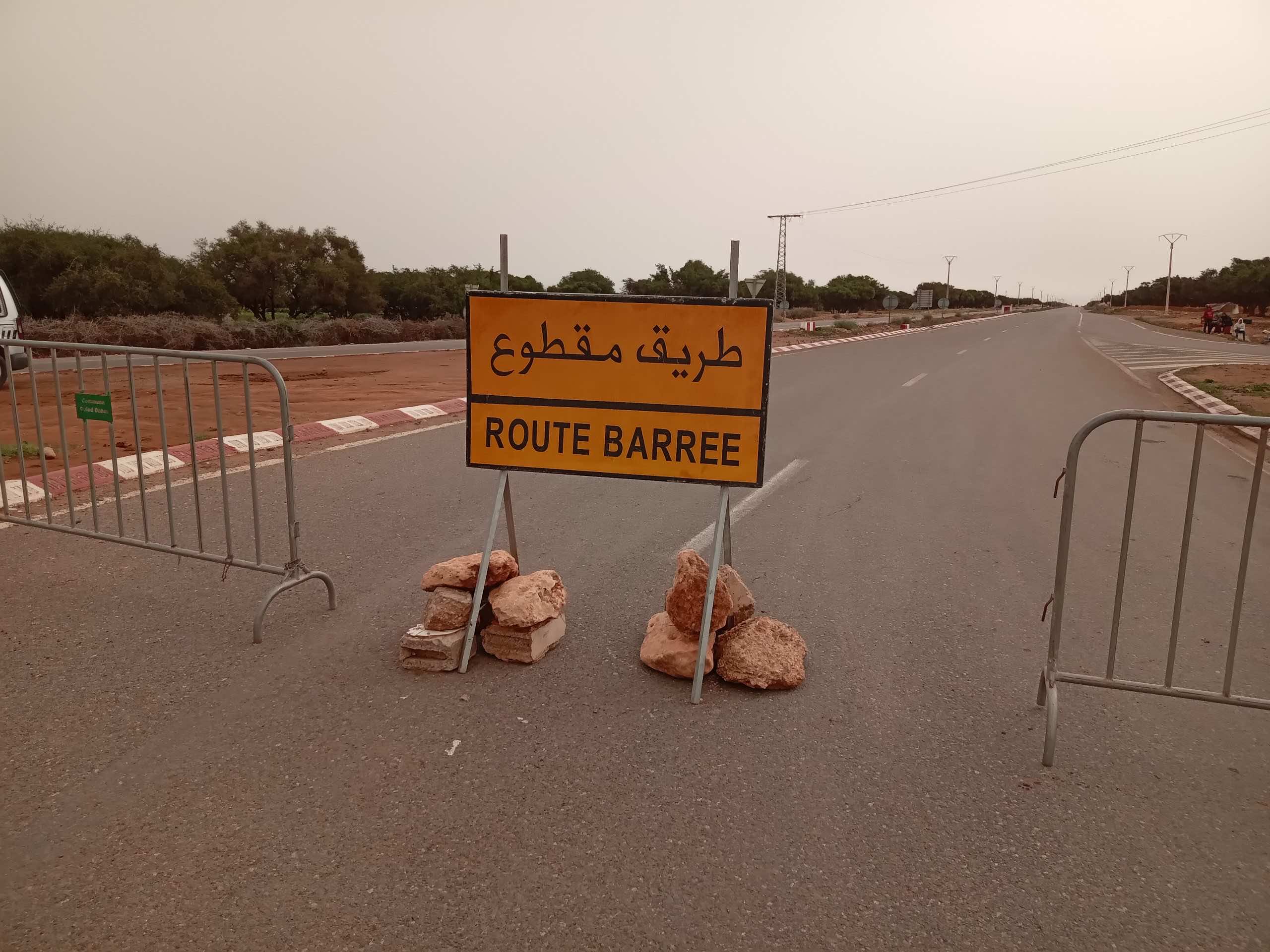 الفيضانات تقطع الطريق بين تارودانت وأيت ملول