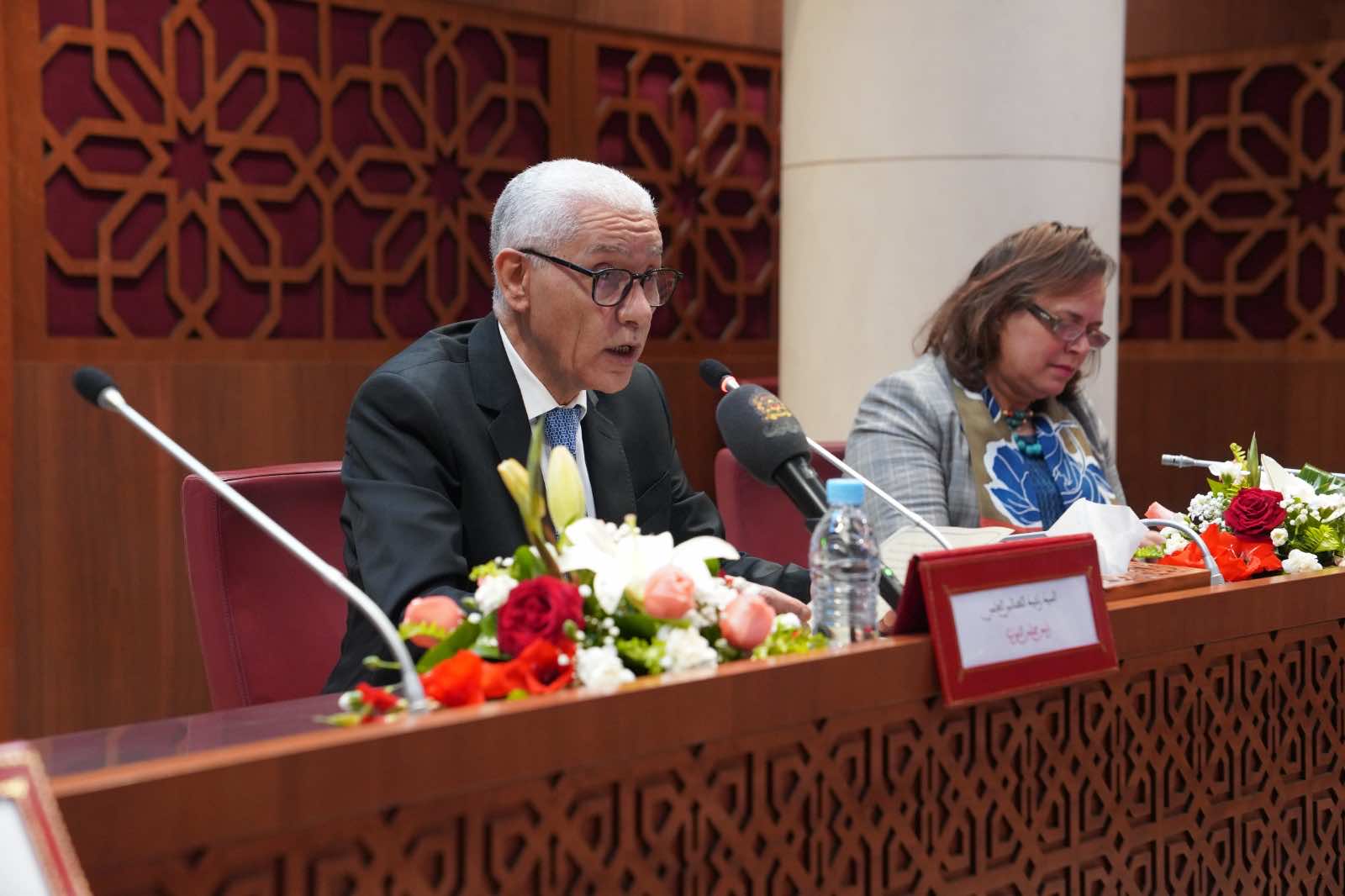المغاربة يعرفون أنفسهم من خلال انتمائهم المحلي أكثر من الانتماء الإفريقي أو العربي الإسلامي (دراسة لمجلس النواب)
