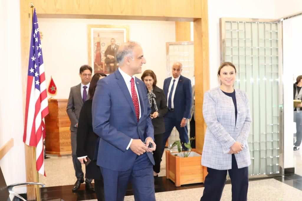 السفير الأمريكي بالمغرب يثني على المختبر الوطني للشرطة العلمية والتقنية في زيارة دبلوماسية (صور)