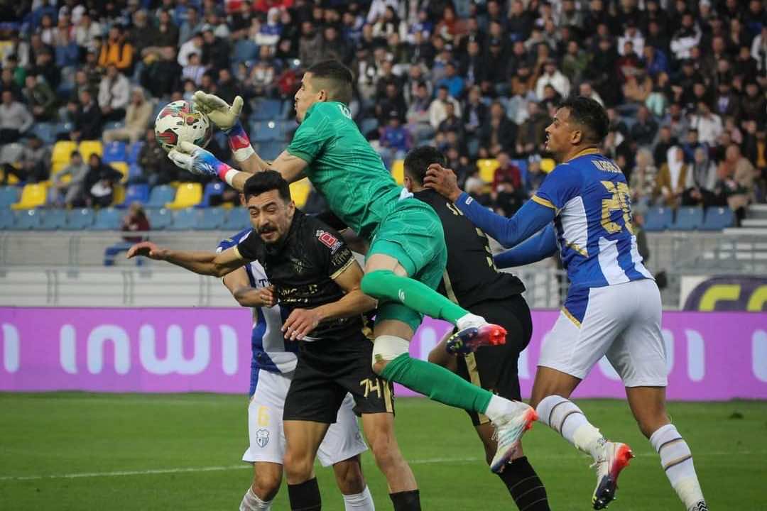 جدل حول مشاركة غير قانونية للاعب باتحاد طنجة  لكرة القدم في دريبي الشمال