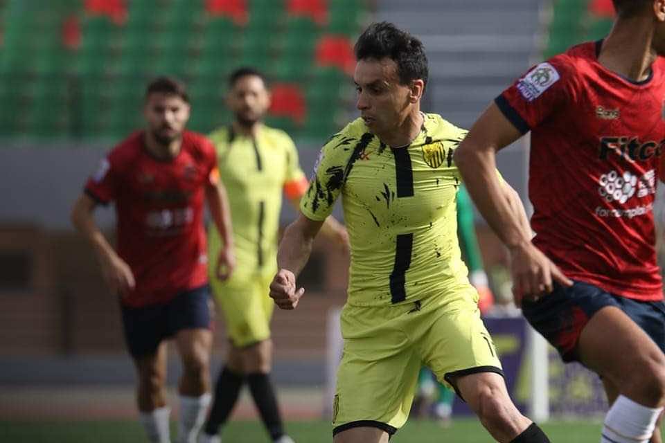 البطولة: المغرب الفاسي يتعادل مع أولمبيك آسفي في الدقيقة الأخيرة