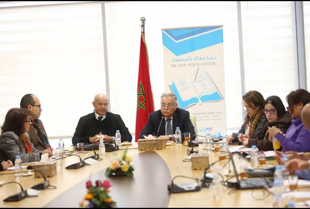نقاش حول تشغيل الأطفال ووضعية النساء بين حزب الكتاب ومؤسسة الفقيه التطواني