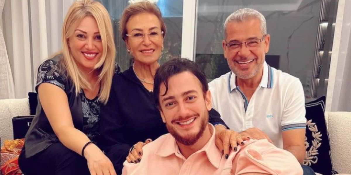 الإعلامي مصطفى الآغا يكتب مدافعا عن سعد لمجرد