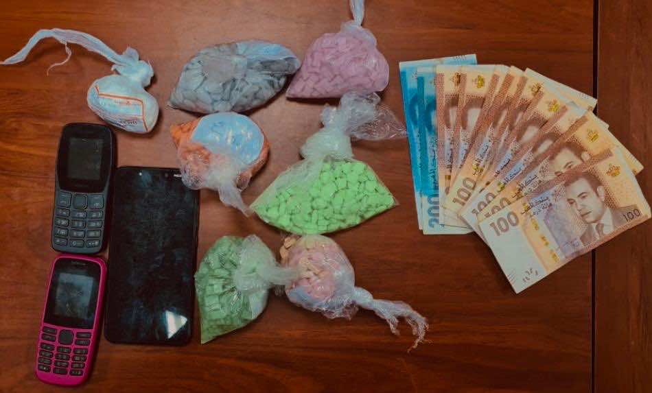 إيقاف مروجين للمخدرات في طنجة