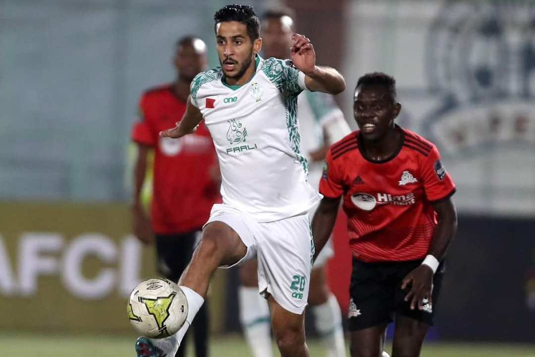 دوري أبطال إفريقيا: الرجاء البيضاوي يحسم صدارة المجموعة الثالثة بتعادله مع فايبرز الأوغندي