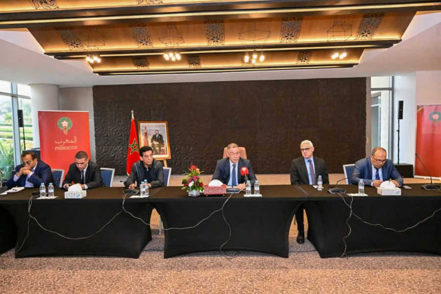"العصبة" تشرع في "تدبير المرحلة الانتقالية" بعد تخلي جامعة كرة القدم عن صلاحياتها