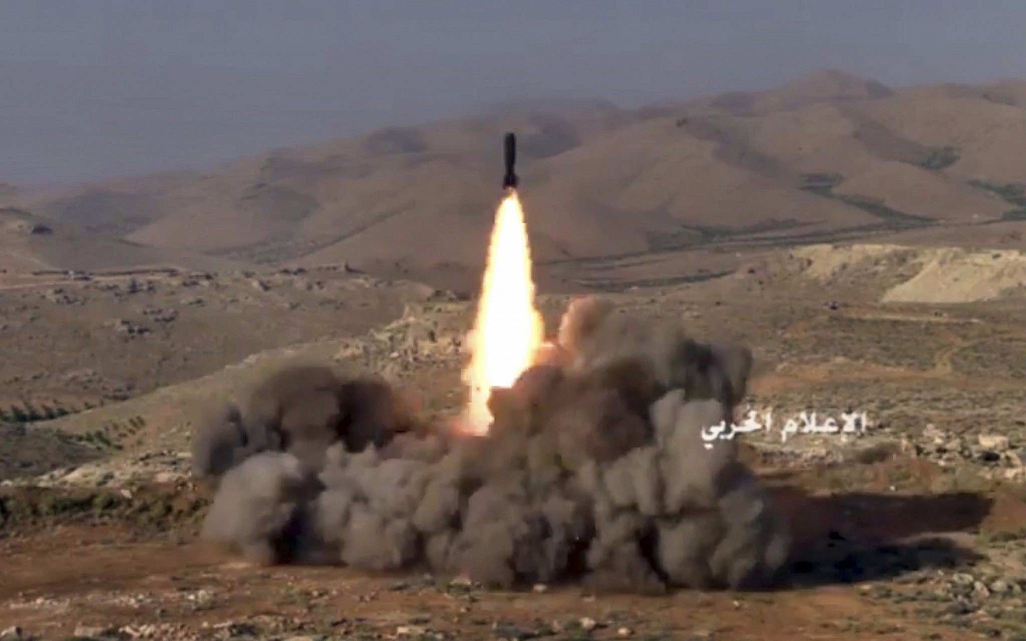 إطلاق عدة صواريخ على إسرائيل يرفع التوتر بعد اقتحامات الأقصى