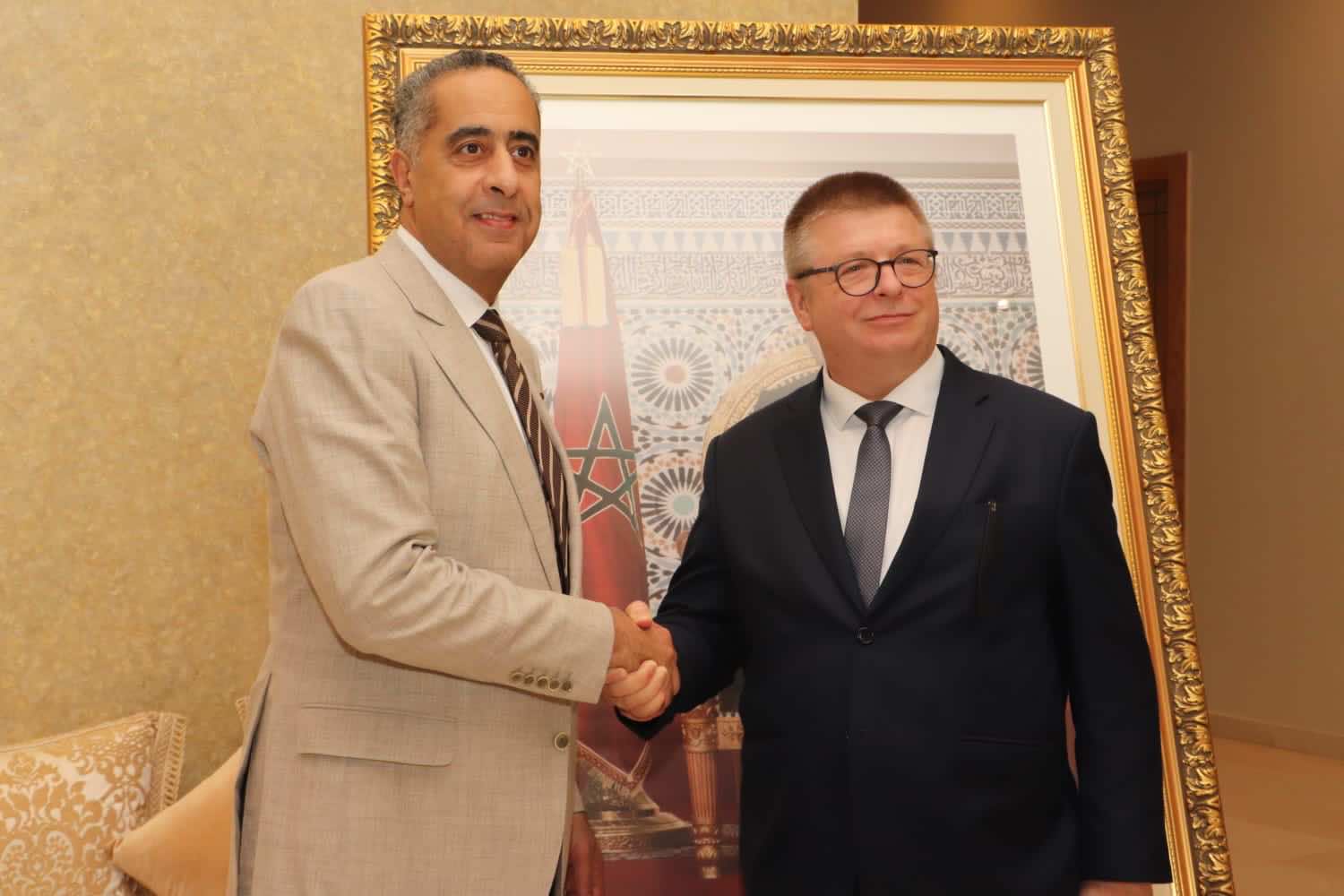 الحموشي يتباحث مع مدير الاستخبارات الألماني تقييم الوضع الأمني وتهديدات الإرهاب 