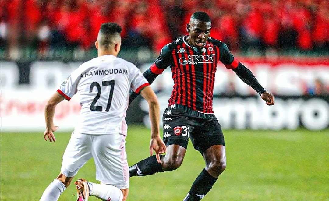 كأس الكونفدرالية: الجيش الملكي يغادر المنافسة من ربع النهائي رغم انتصاره على اتحاد العاصمة الجزائري