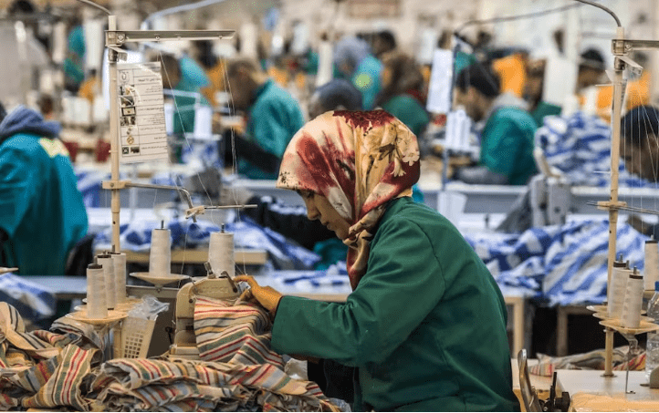 الوزير مزور: القطاع الصناعي أحدث 100 ألف منصب شغل منذ تولي حكومة أخنوش