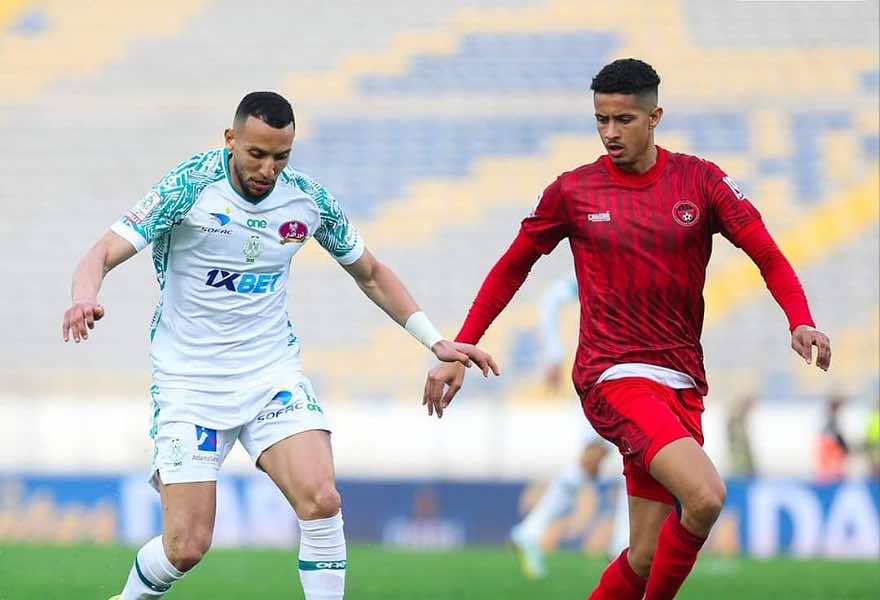 كأس العرش.. 2000 درهم لمتابعة مباراة شباب المحمدية والرجاء البيضاوي من المنصة الشرفية