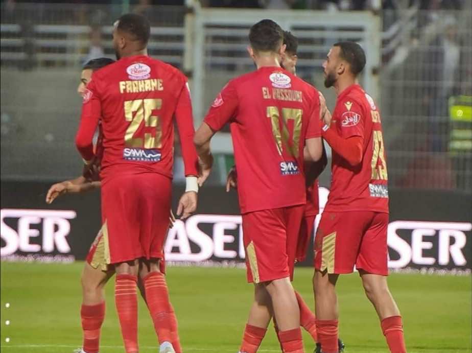 كأس العرش: الوداد البيضاوي يتأهل إلى نصف النهائي لمواجهة غريمه الرجاء بعد تجاوزه الجديدة
