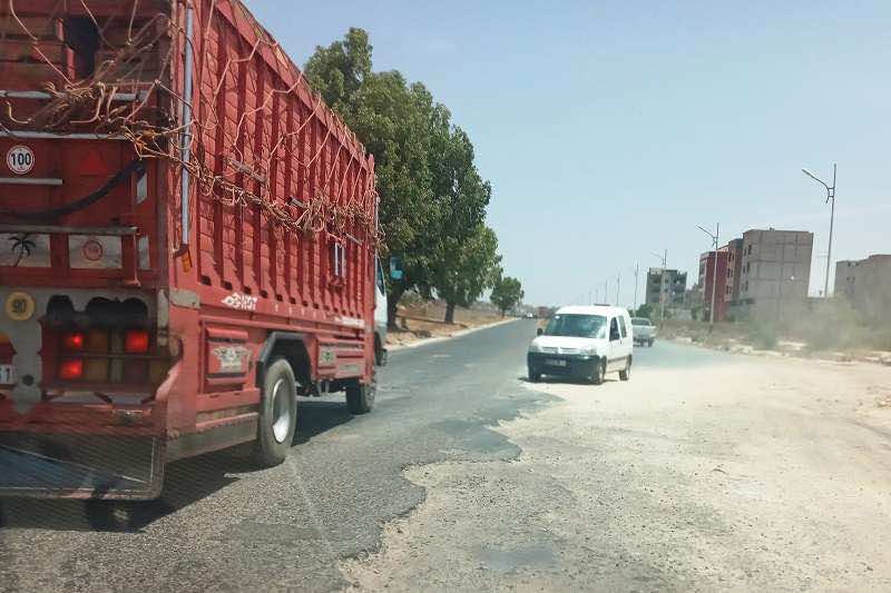 وزير التجهيز يلوم مكاتب الدراسات على "ضعف جودة" الطرق