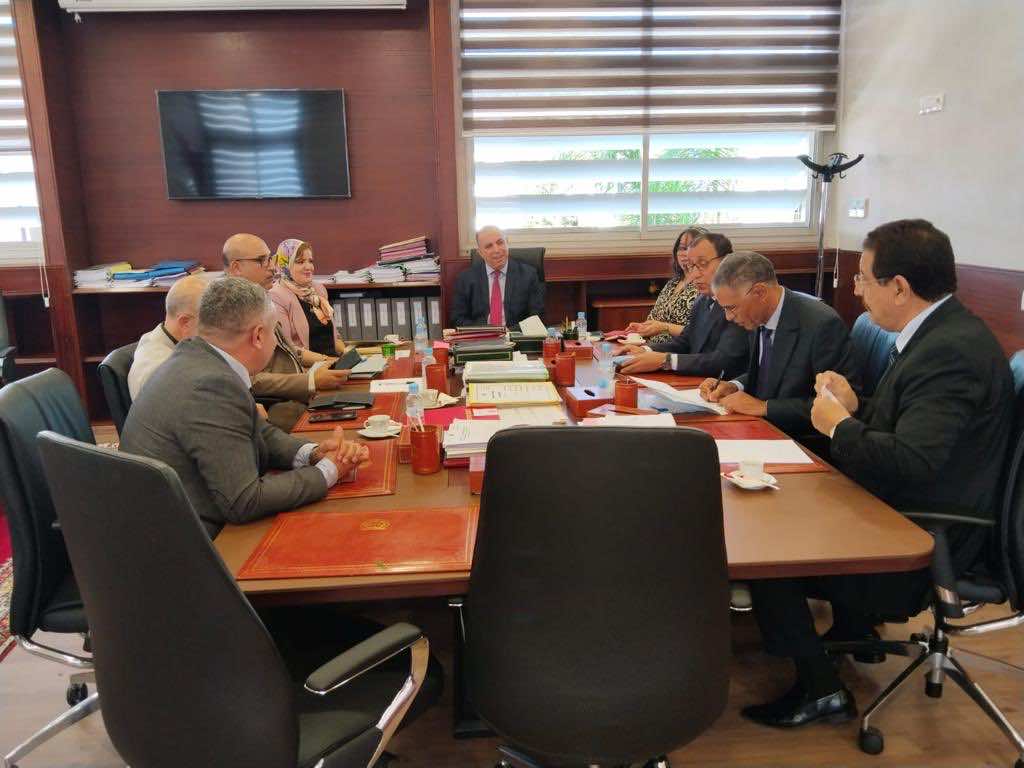 مهنيو العدل يقدمون خدمات مجانية لضحايا الزلزال تشمل تحرير العقود وتسجيل الرسوم