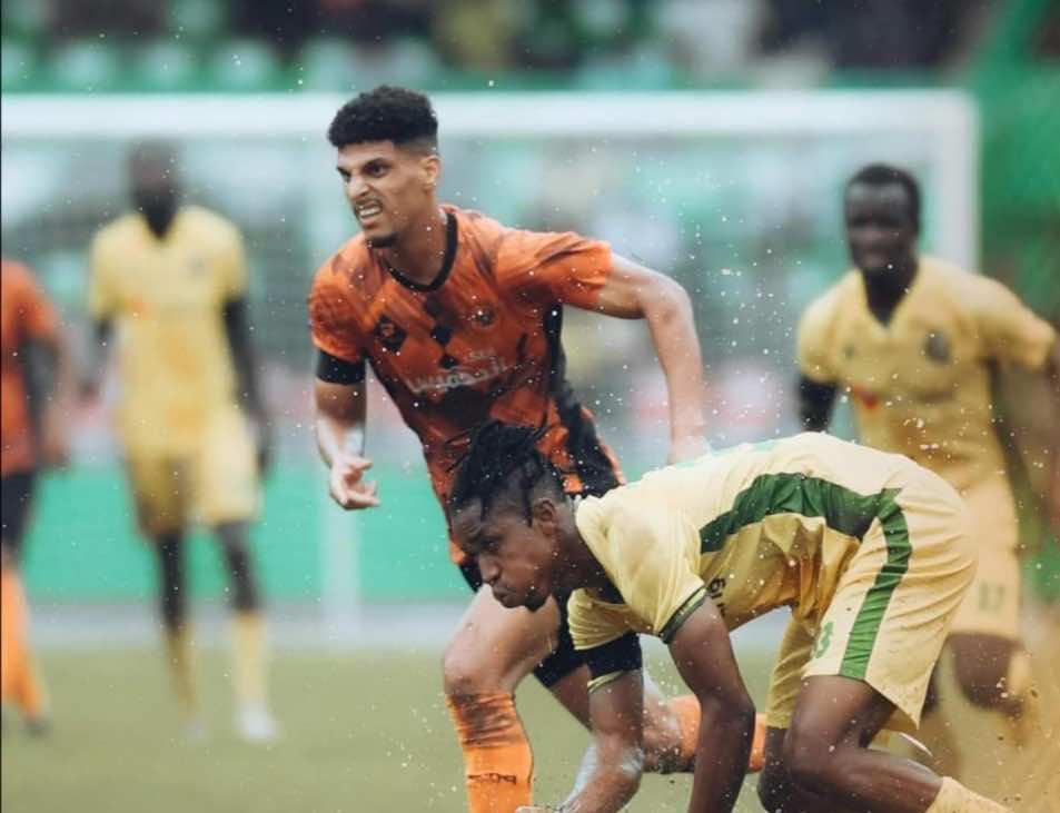 كأس الكونفدرالية..نهضة بركان يتعادل مع "بيندل انسورانس" النيجيري