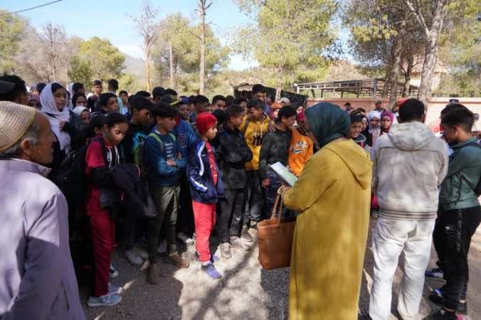 تلاميذ المناطق المتضررة بالزلزال يستأنفون دراستهم اليوم الإثنين في مدارس جديدة