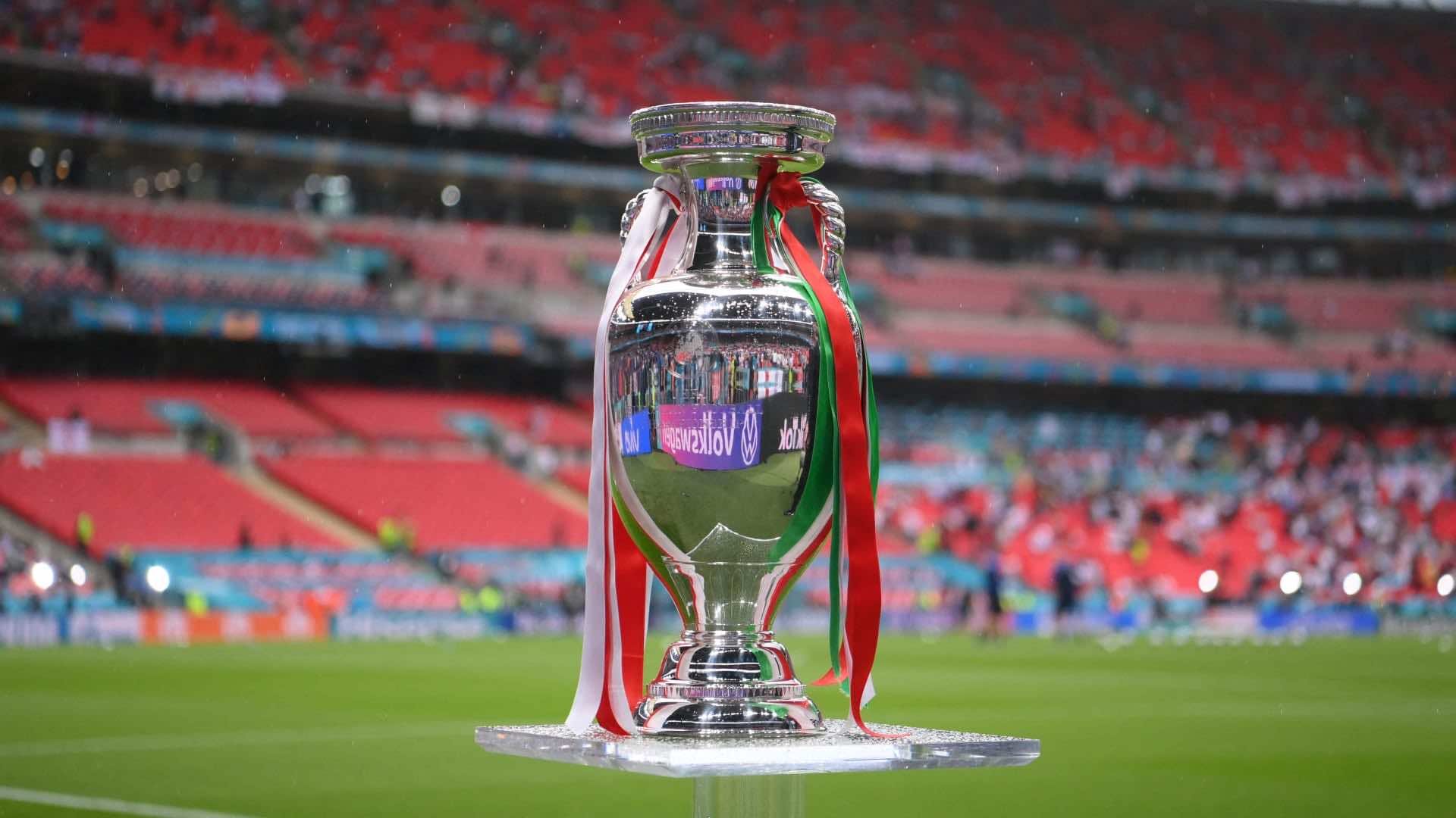 بريطانيا وأيرلندا يفوزان بحق استضافة يورو 2028 وإيطاليا وتركيا ينظمان نسخة 2032