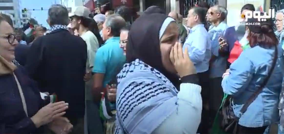 طالبات فلسطينيات في الرباط يعبرن عن غضبهن من العدوان على غزة (+فيديو)