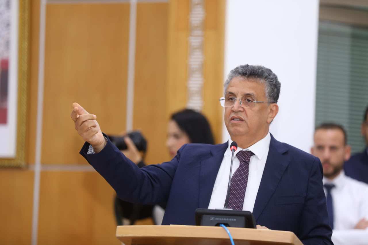 وزير العدل: المحامون يريدون إخضاع الدولة