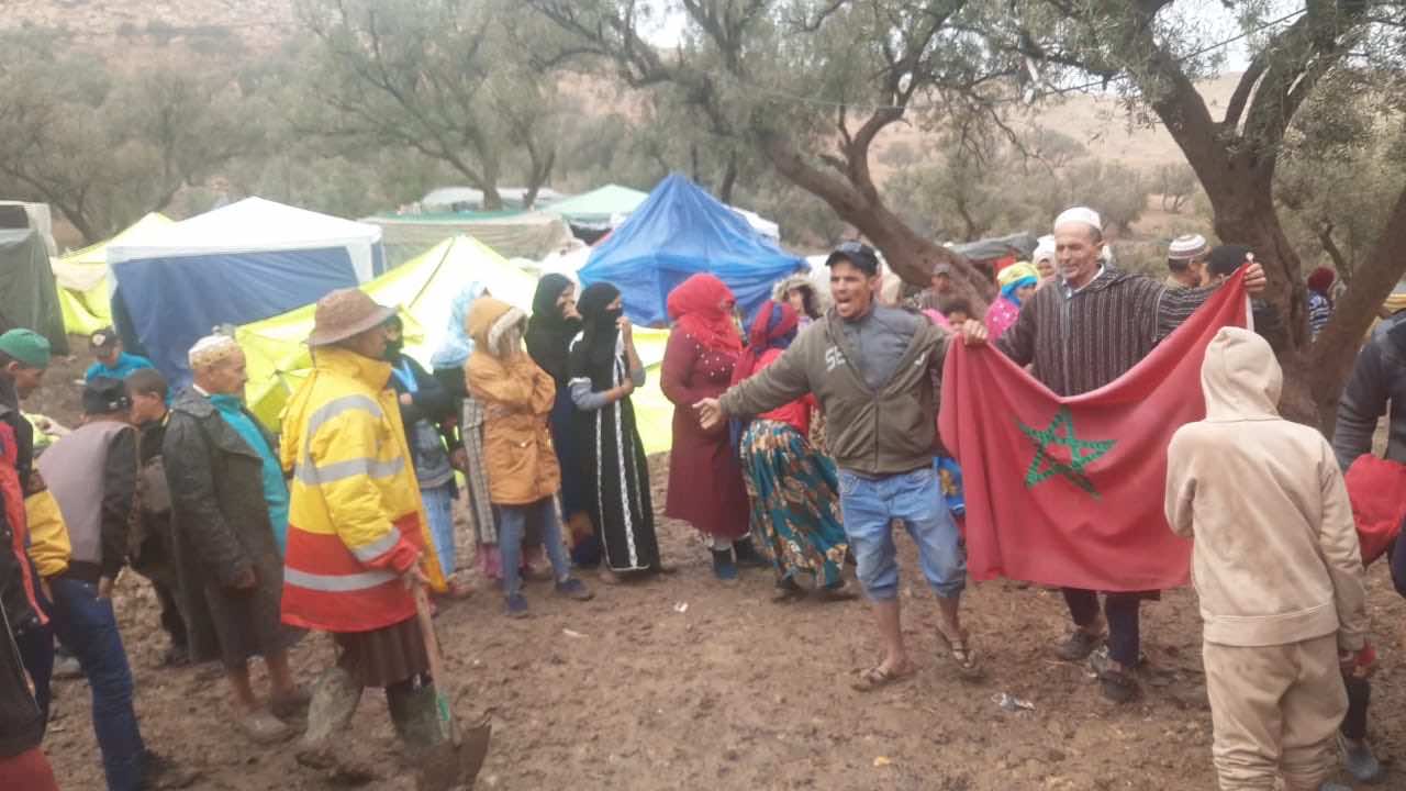 جمعويون يطالبون بتسريع تقديم الدعم المالي لمنكوبي الزلزال بإقليم شيشاوة