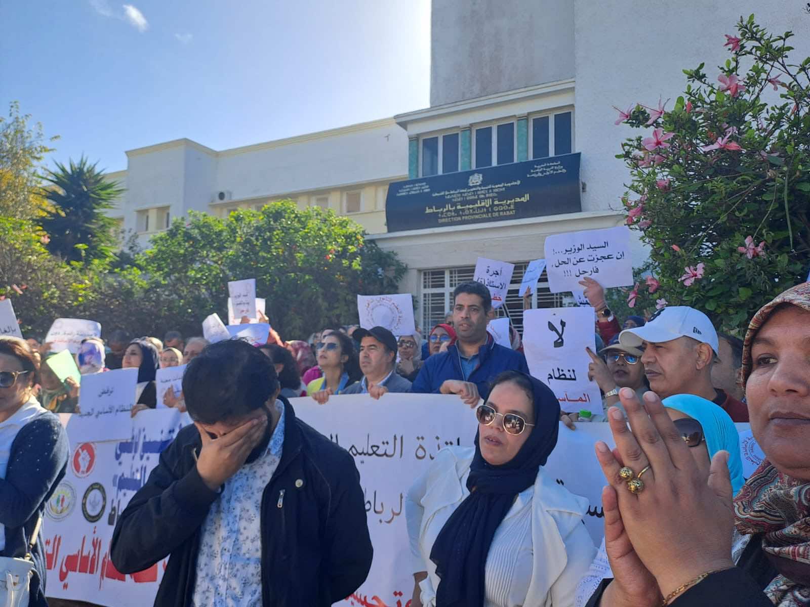 أساتذة يردون على الحكومة: لا حوار بدون سحب "النظام الأساسي".. و"النية" يجب أن تكون متبادلة (+فيديو)