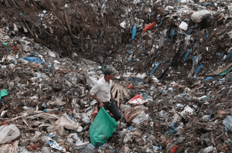 مجلس جهة الدار البيضاء يمرر مجددا اتفاقية بشأن مركز معالجة النفايات المنزلية بعد لغط مع الداخلية