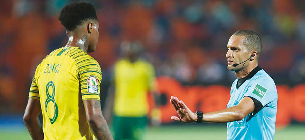 7 حكام مغاربة يديرون مباريات نهائيات كأس أمم إفريقيا العام المقبل