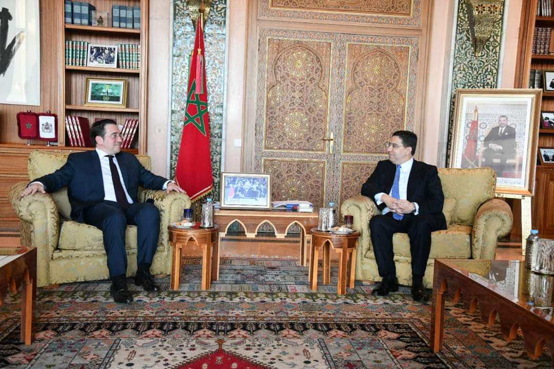 وزير خارجية إسبانيا يدعو إلى التمييز "بين الأهداف الإرهابية" و"المدنيين" في غزة