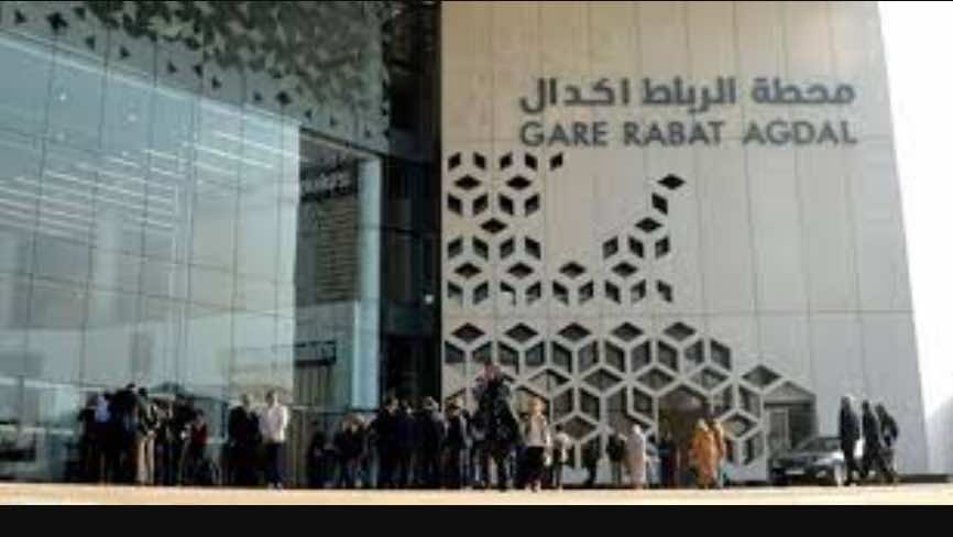 مصرع طفل في محطة أكدال بالرباط بعدما سقط من درج أوتوماتيكي مكسور وإتلاف معالم الحادث